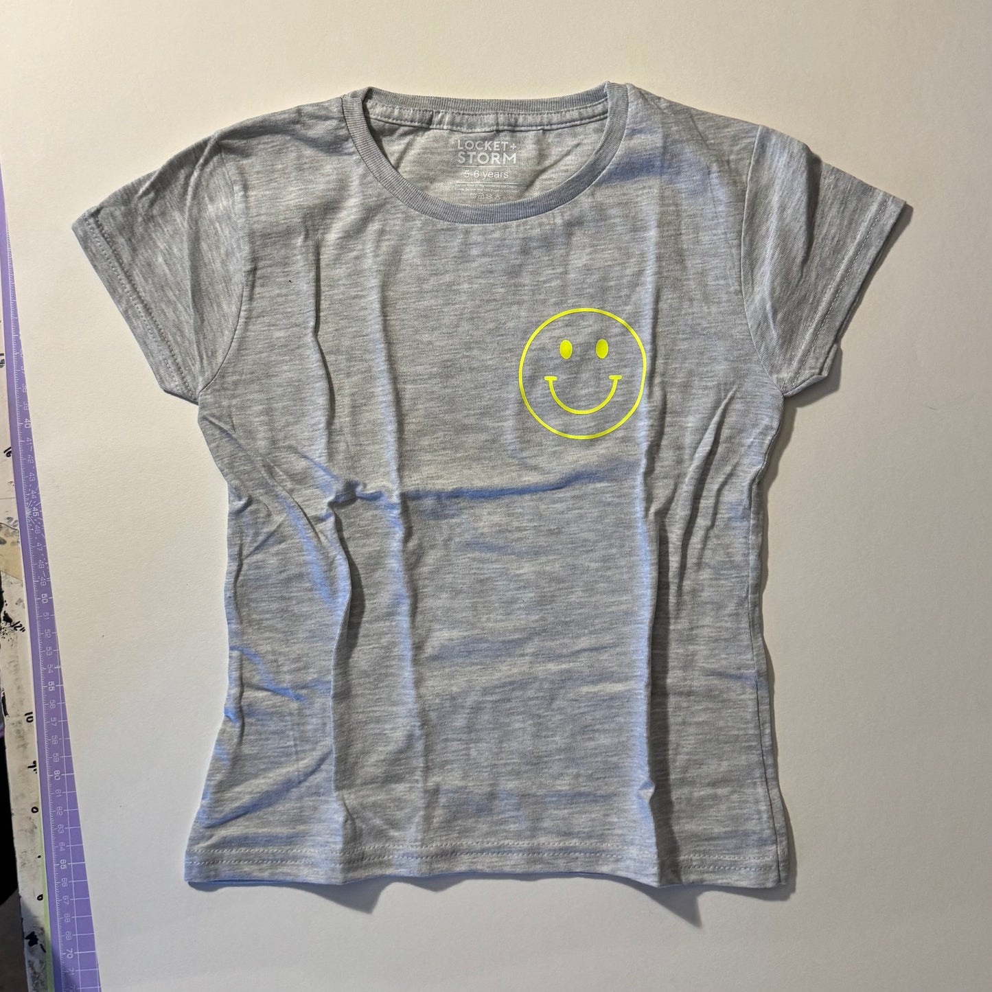 SALE Kids Smiley Face T-Shirt - 5-6 years